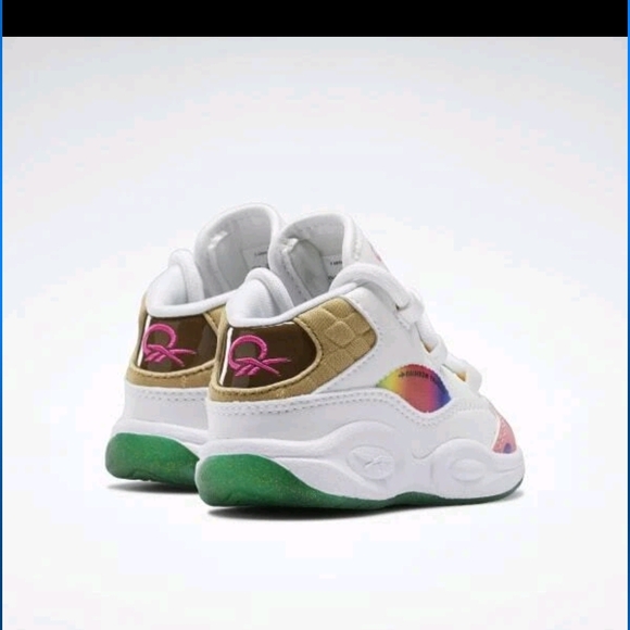 Hasbro X Reebok Women's size 9 Men's size 7.5 Mid Basketball Sneakers! - Picture 4 of 16